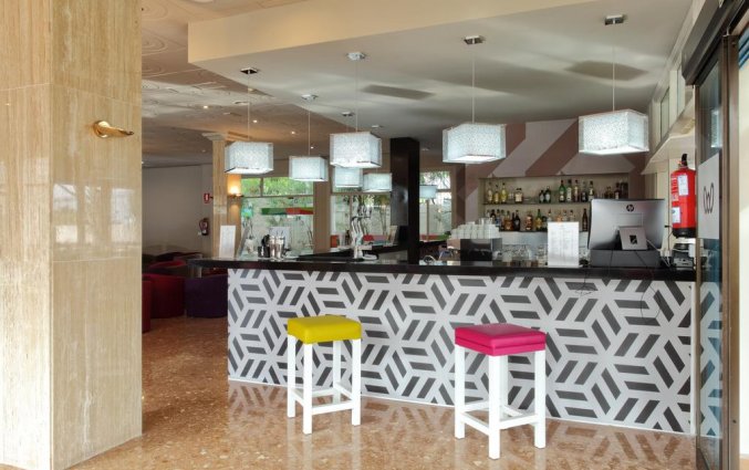 De bar van Hotel Weare La Paz Tenerife