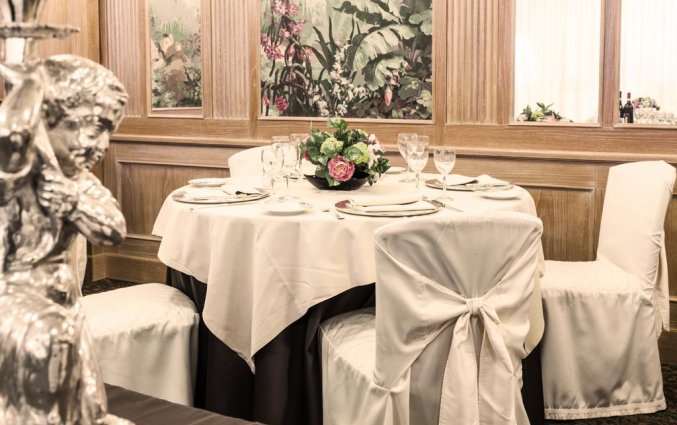 Ontbijtzaal van Grand Hotel ADI Doria in Milaan