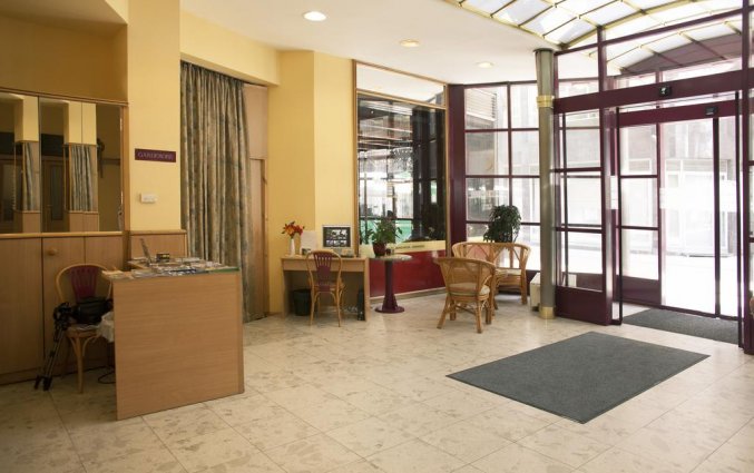 Receptie van Hotel Pilvax in Budapest