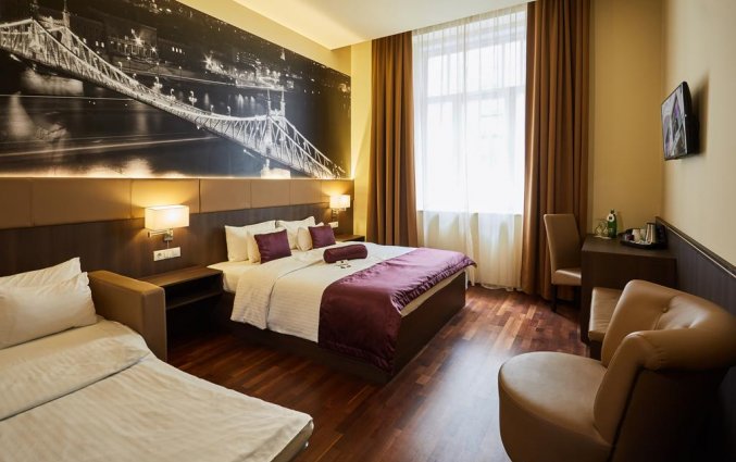 Tweepersoonskamer van Hotel 12 Revay in Budapest