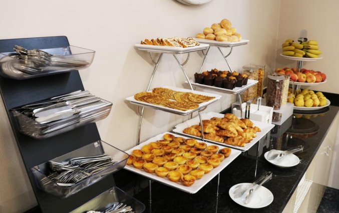 Ontbijtbuffet van Hotel Empire Lisbon in Lissabon