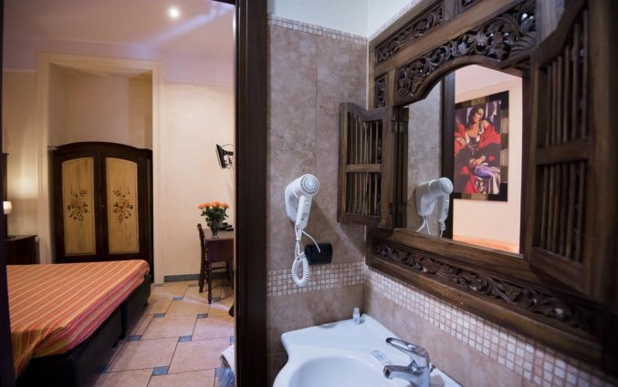 Badkamer van Hotel Schilizzi Napels